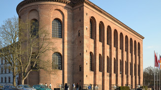 Aula Palatina, Konstantin-basilikaen, Trier, Tyskland, 305-312.  