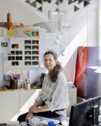 Katja i lyslaboratoriet