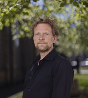 Portrait photo of Anders Hermund