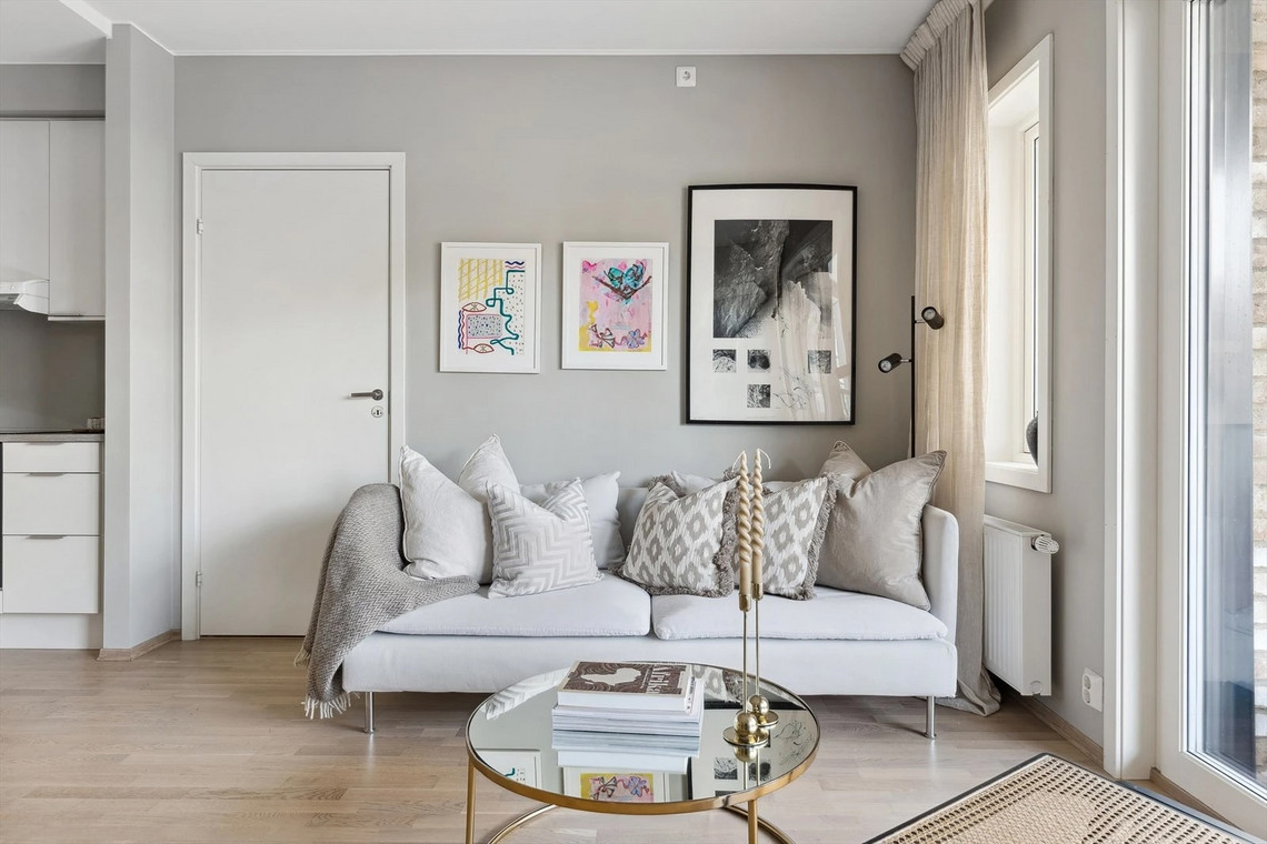 Image from sale advertisement