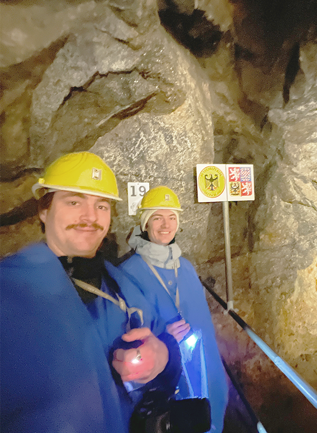 National Border: (Us) Underground