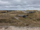 Bunker delvist begravet i landskabet