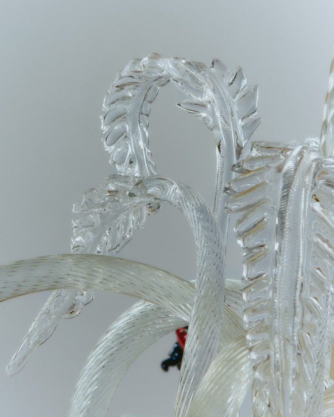 Chandelier's detail. Close-up of the leafs. 2024. | Photo : Peter Vinther.