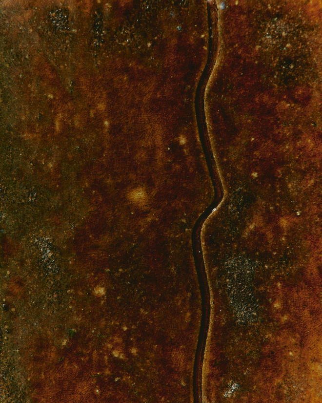 Unwasted tile - close up Unwasted - Glaze close up