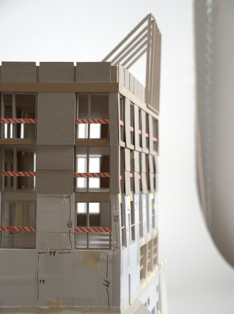Model, 1:50