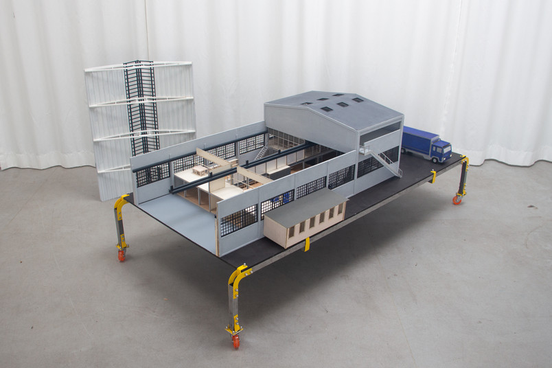 1:33 Model