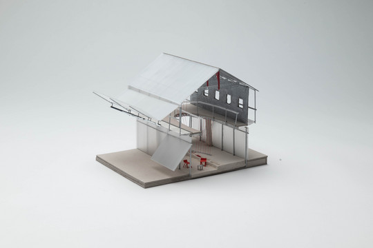 model_weaver's house