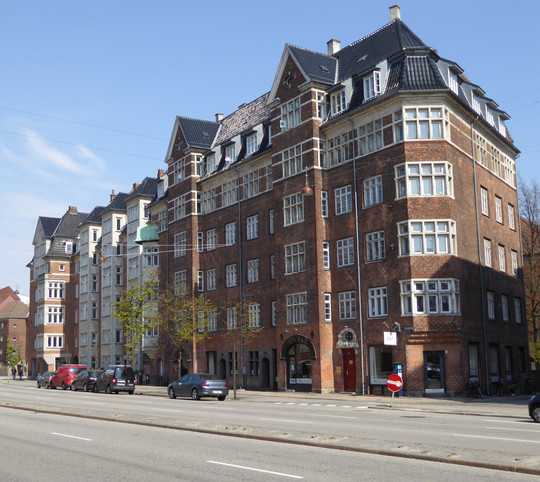 Åhusene, København, Danmark, 1898, arkitekt: Ulrik Plesner.