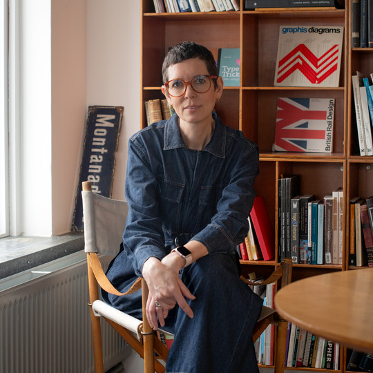 Portrait photo of Sofie Beier. Photo by Emil Hartvig Andersen, Studio C.