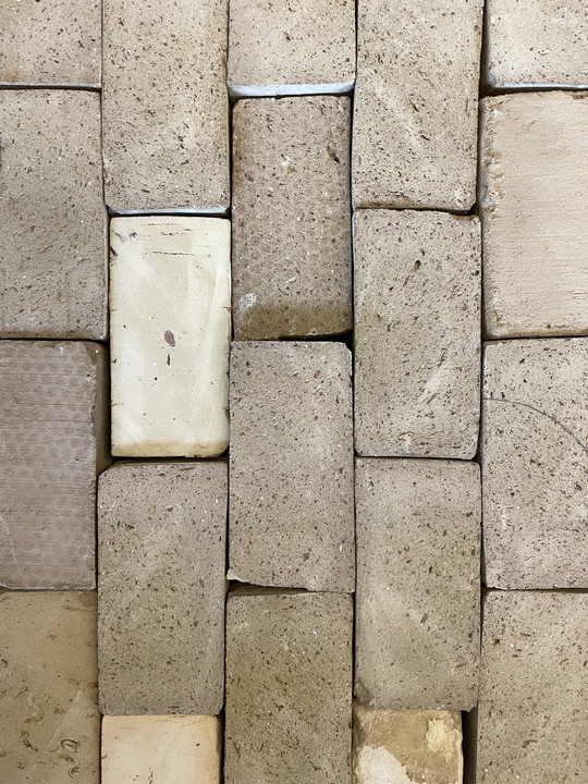 brick04