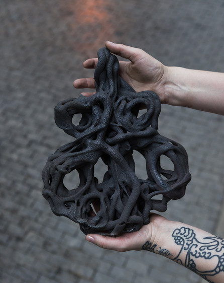 sculpted hot glass: Overgrowth