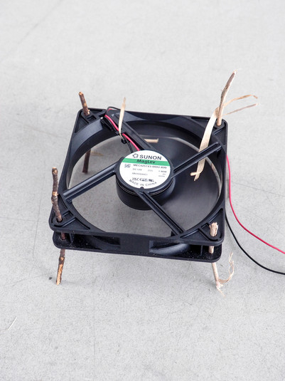 Infused CPU fan. 12x12x6cm. Infused CPU fan. 12x12x6cm. Aroma, infused CPU fan, twigs.Infused CPU fan, twigs.