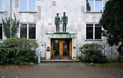 Universitetsparken - Anatomisk Institut. Kaj Gottlob. Foto: Martin Toft Burchardi Bendtsen