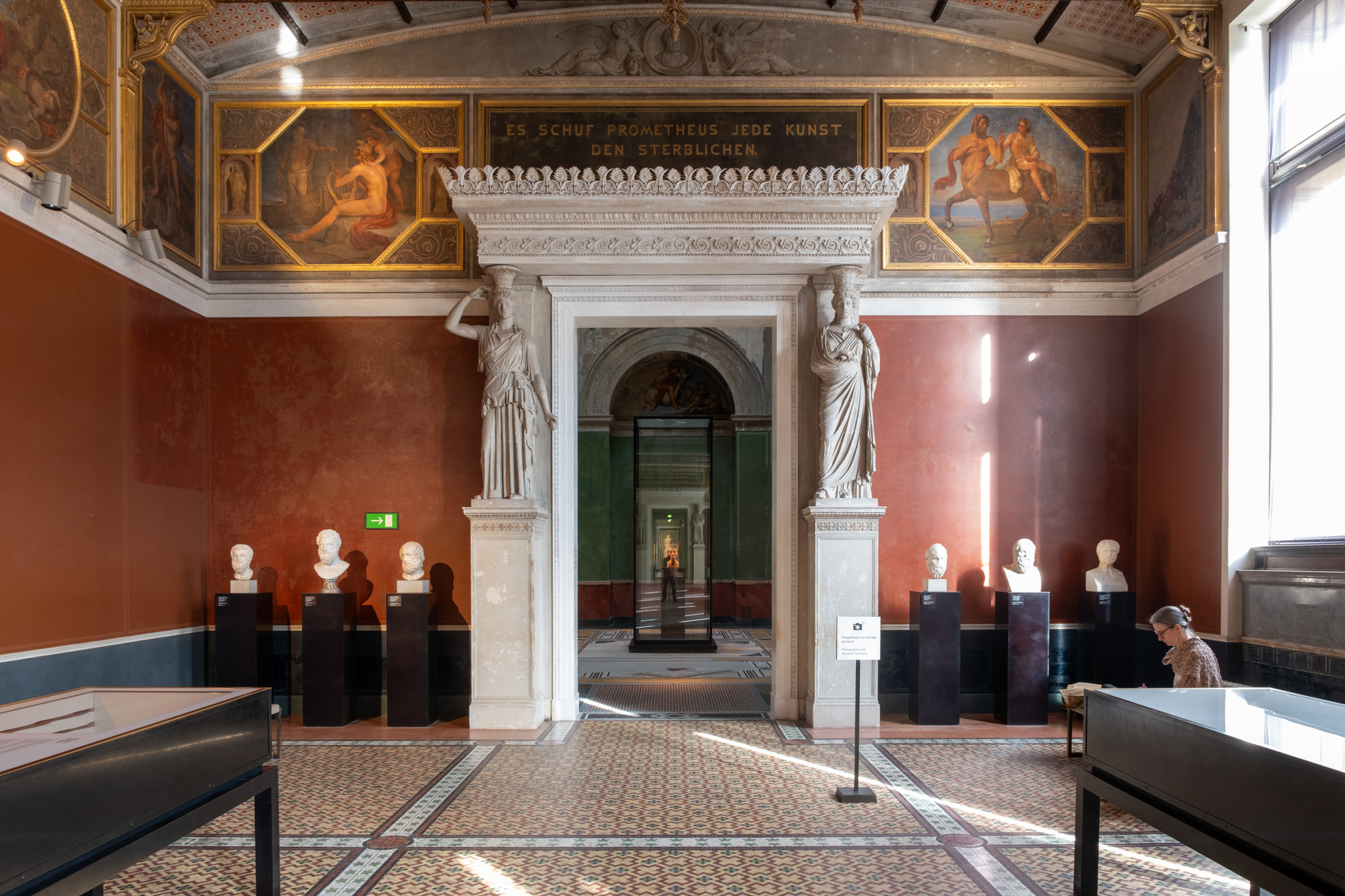 North Dome Room at the Neues Museum in berlin showcasing the Nefertiti Bust in a decontextualised setting